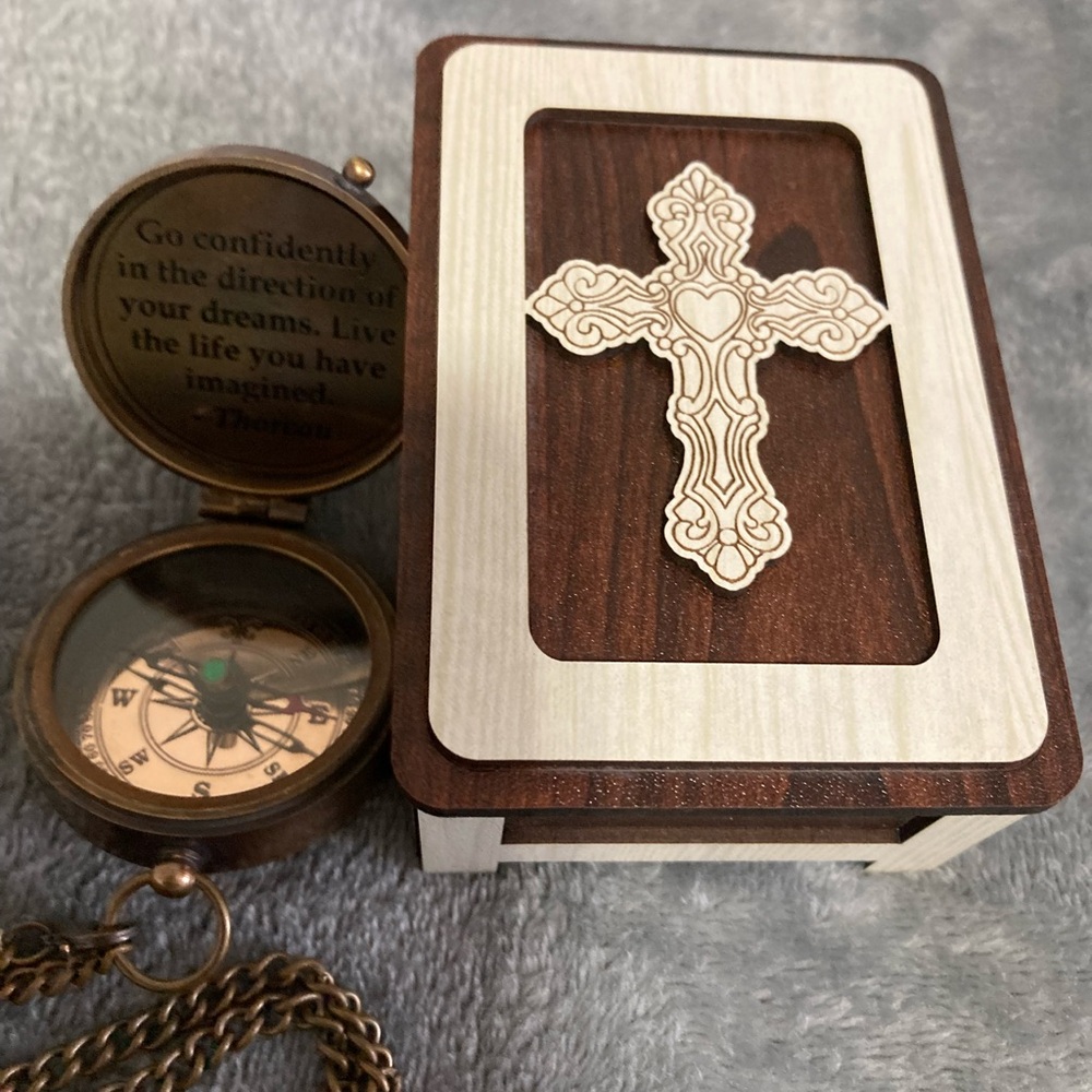 Compass & Keepsake Cross Box - Picture 9 of 13